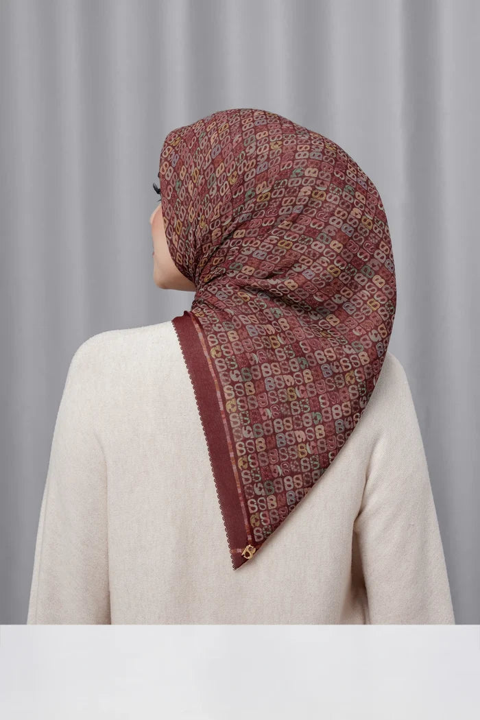 Nagita Square - Pomegranate