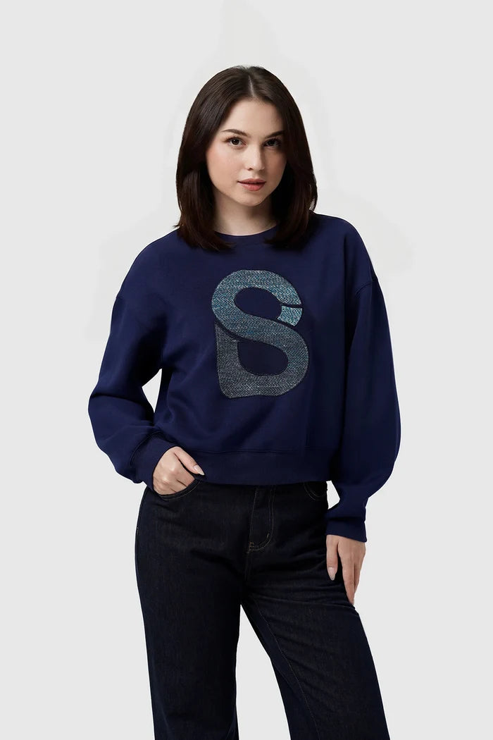 nagita sweatshirt in navy by buttonscarves x nagita slavina front view