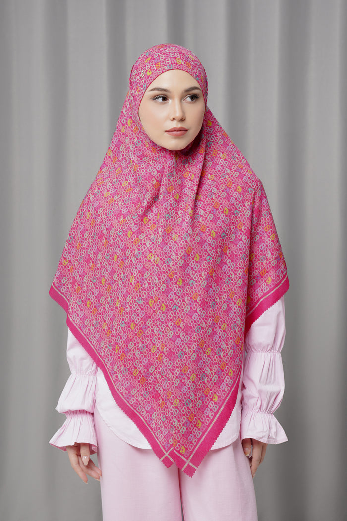 Nagita Tie Back Square - Fuchsia Rose