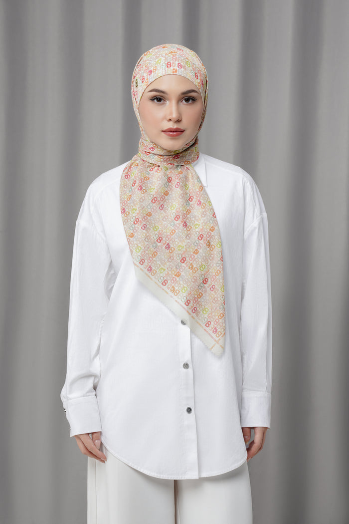 Nagita Tie Back Square - True White