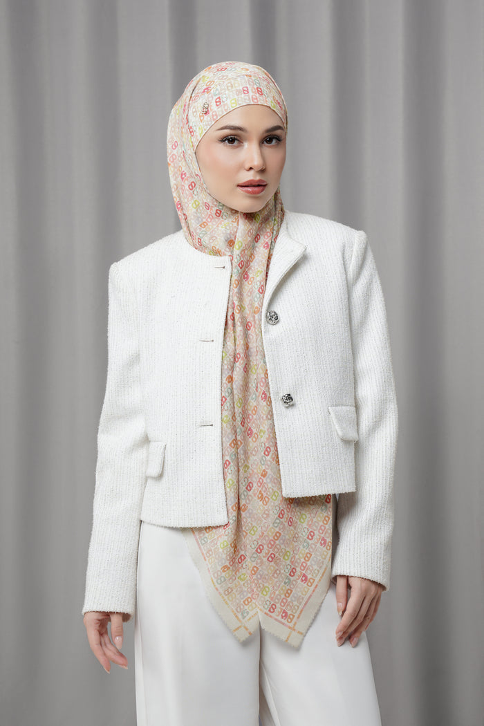 Nagita Tie Back Square - True White