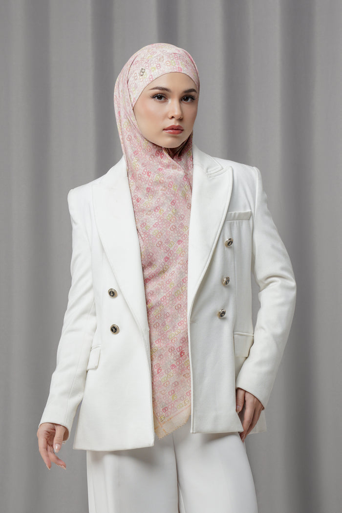 Nagita Tie Back Square - Vanilla