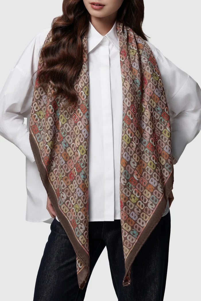 nagita wool scarf in chestnut by buttonscarves x nagita slavina