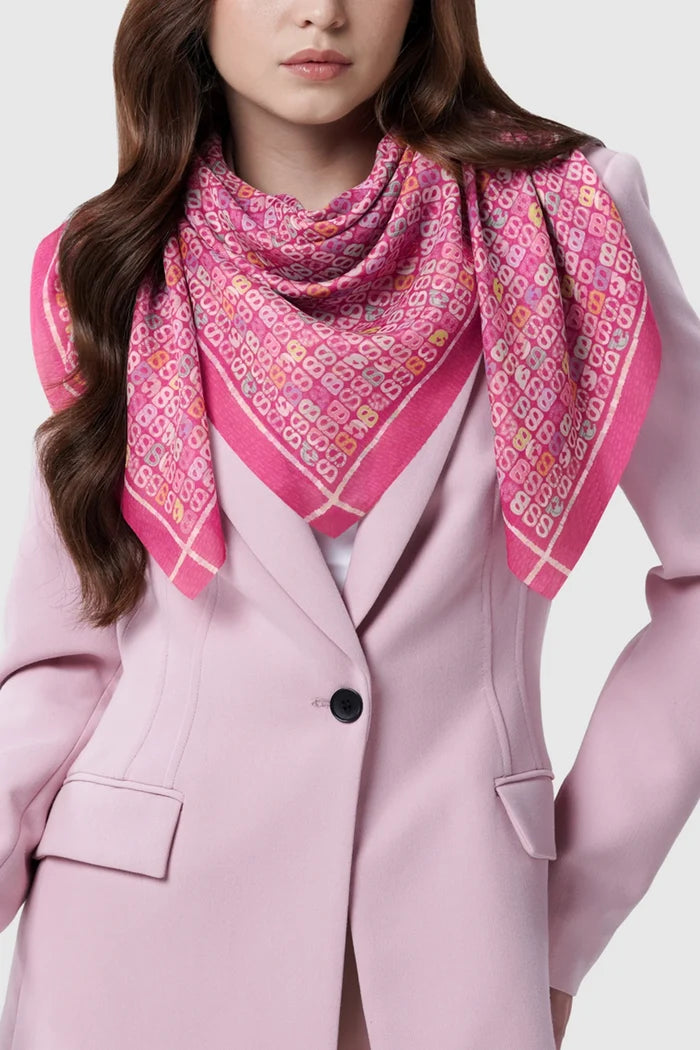 nagita wool scarf in fuchsia rose by buttonscarves x nagita slavina