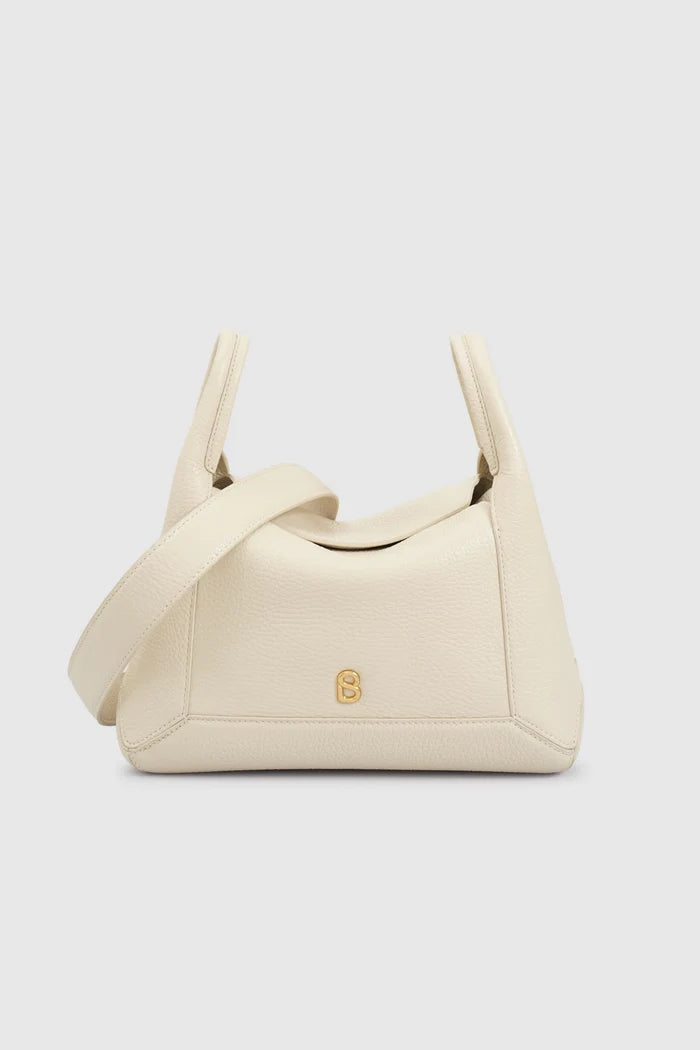 origa flex shoulder bag medium in lamb by buttonscarves