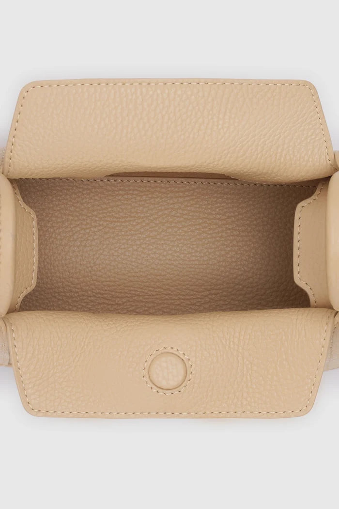 origa flex shoulder bag small in champagne by buttonscarves interior