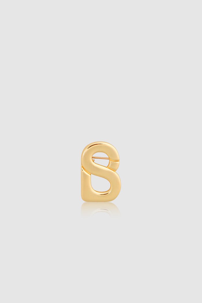 petite signature flat brooch in gold by buttonscarves front view