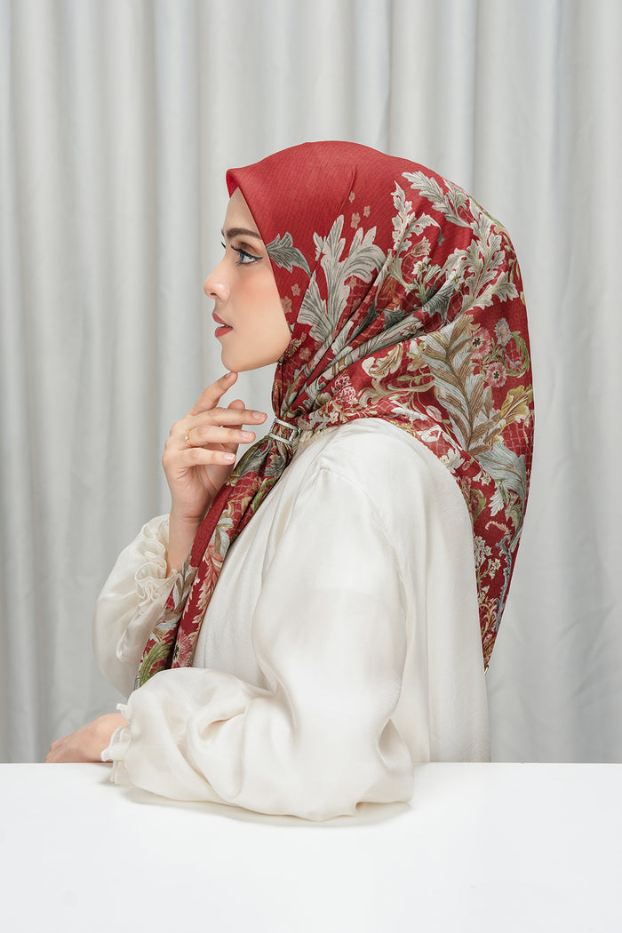 Royale - Grandeur Square - Crimson