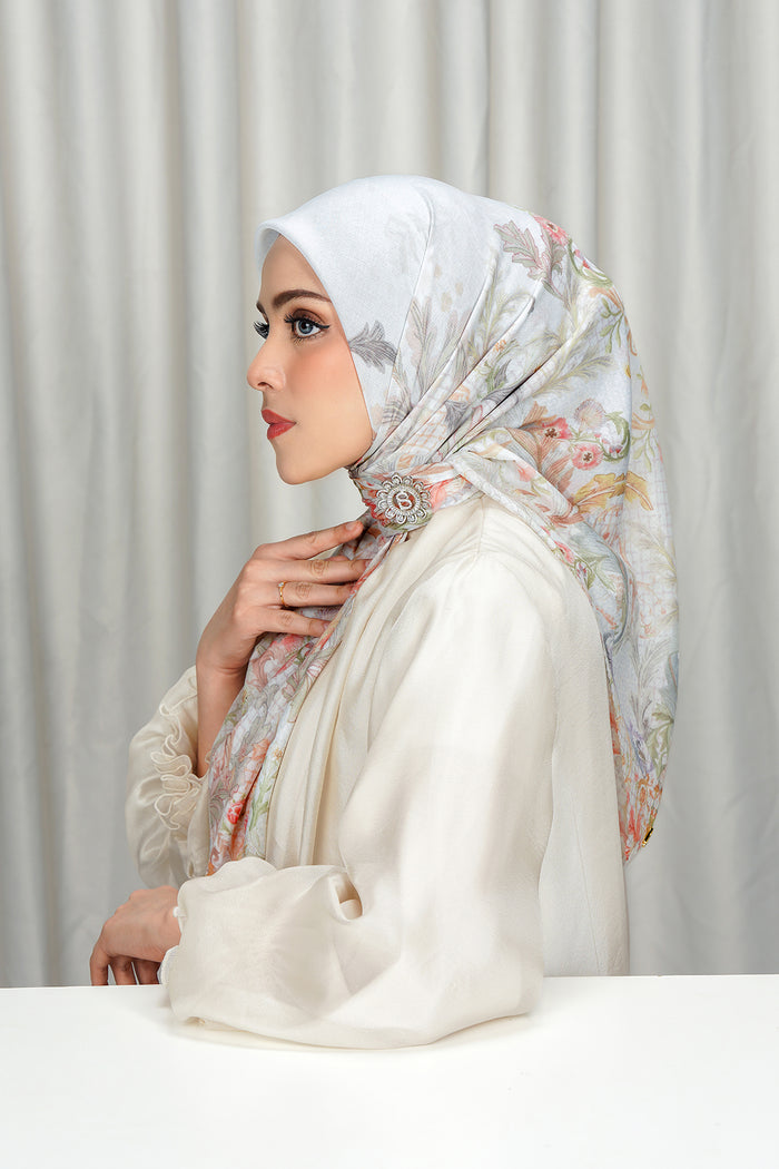 Royale - Grandeur Square - Pearl