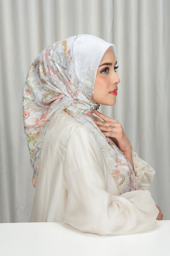 Royale - Grandeur Square - Pearl