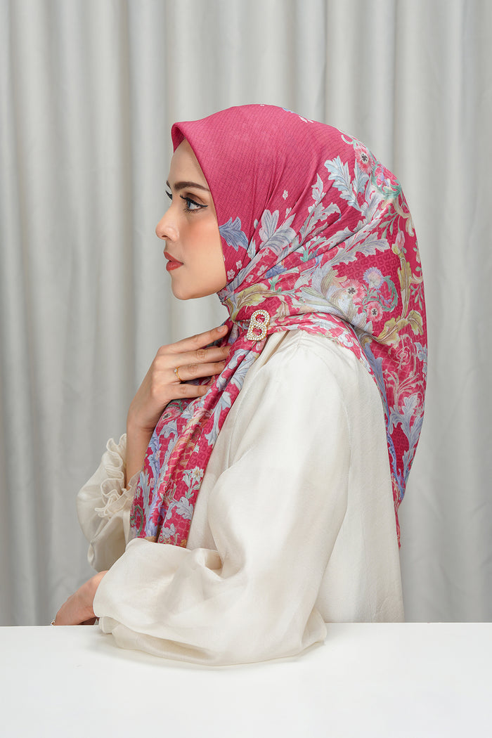 Royale - Grandeur Square - Pink Yarrow
