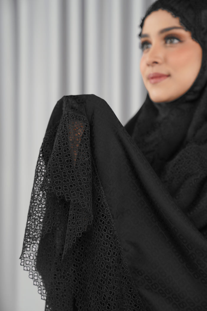 safa bergo in black by buttonscarves