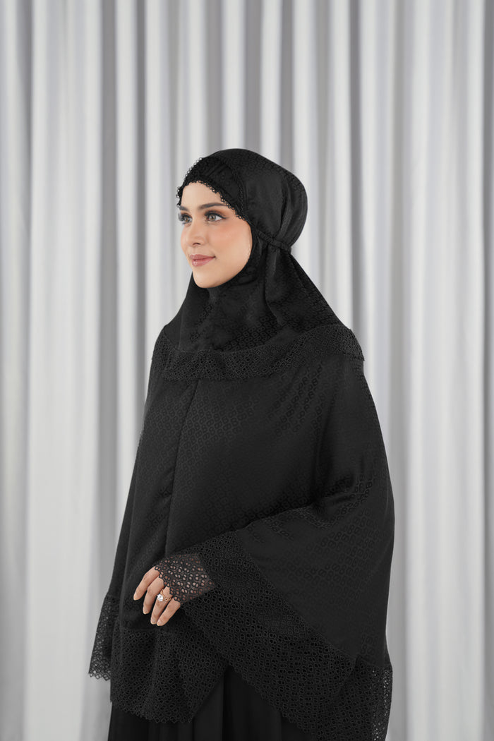 safa bergo in black by buttonscarves front view