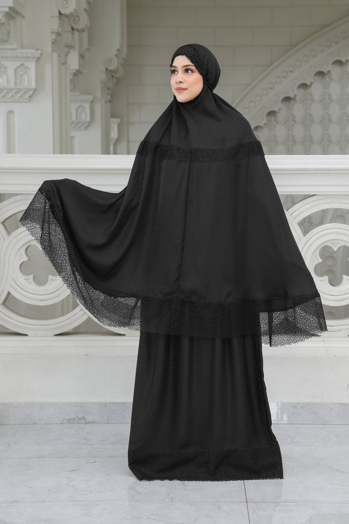 safa prayer robe in black by buttonscarves