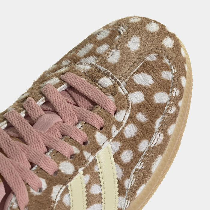 Samba OG Deer Print Womens Lifestyle Shoes (Brown Desert/Warm Vanilla/Wonder Mauve)