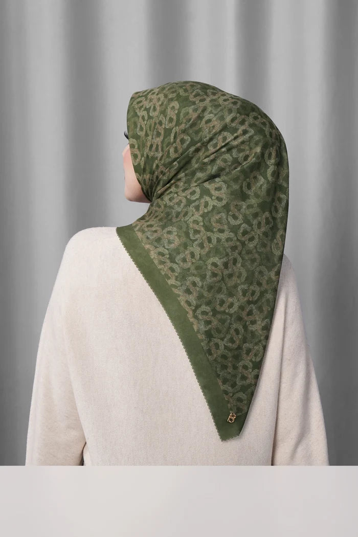 samla de fleur scarf in deep olive by buttonscarves back view