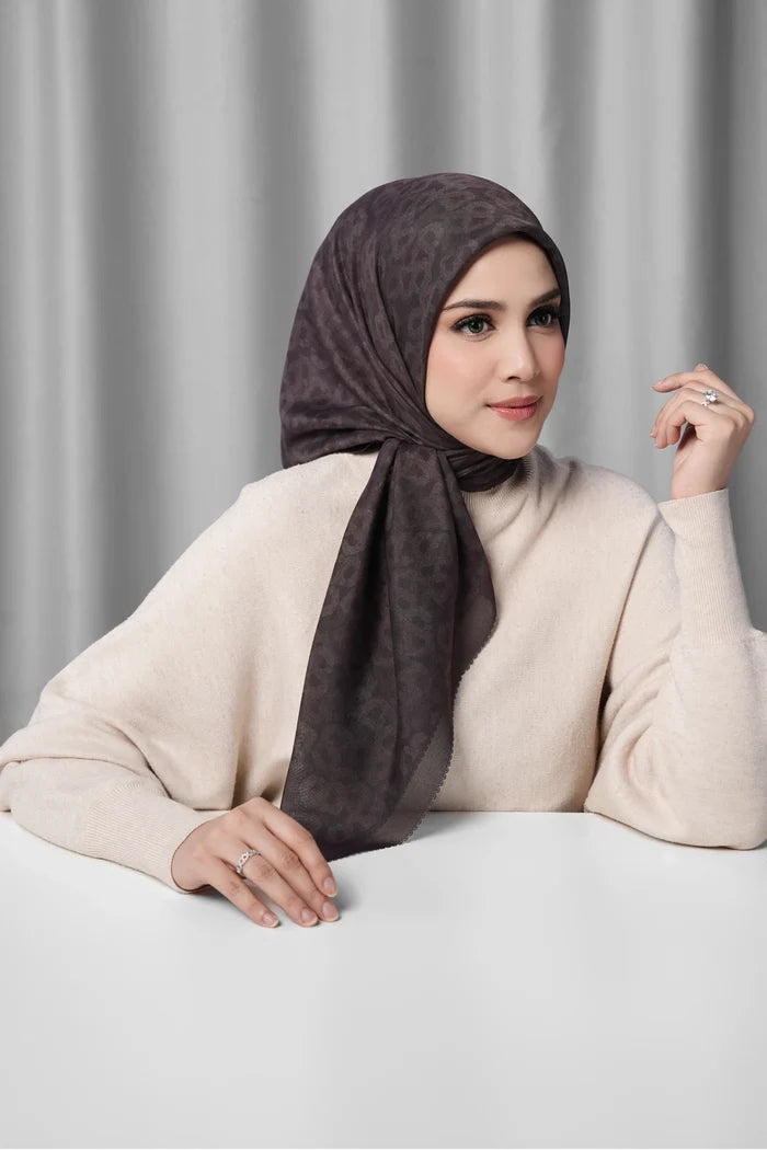 samla de fleur scarf in ganache by buttonscarves front view