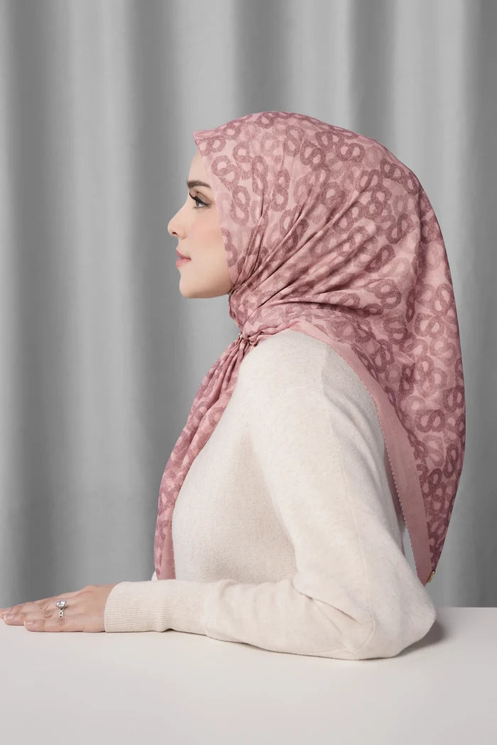 samla de fleur scarf in mellow rose by buttonscarves side view