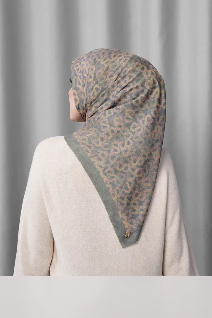 samla de fleur scarf in smoked pearl by buttonscarves back view