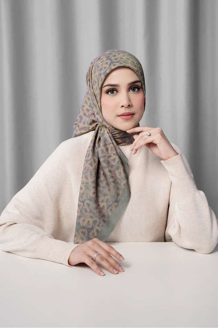 samla de fleur scarf in smoked pearl by buttonscarves front view