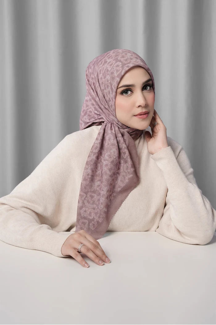 samla de fleur scarf in twilight mauve by buttonscarves front view