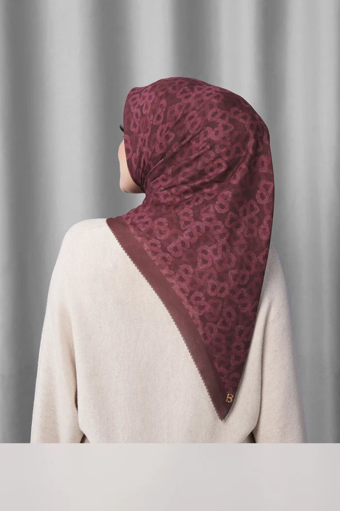 samla de fleur scarf in vineyard by buttonscarves back view