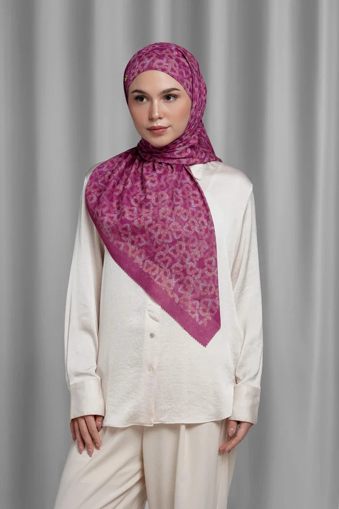Samla de Fleur Tie Back Square - Boysenberry