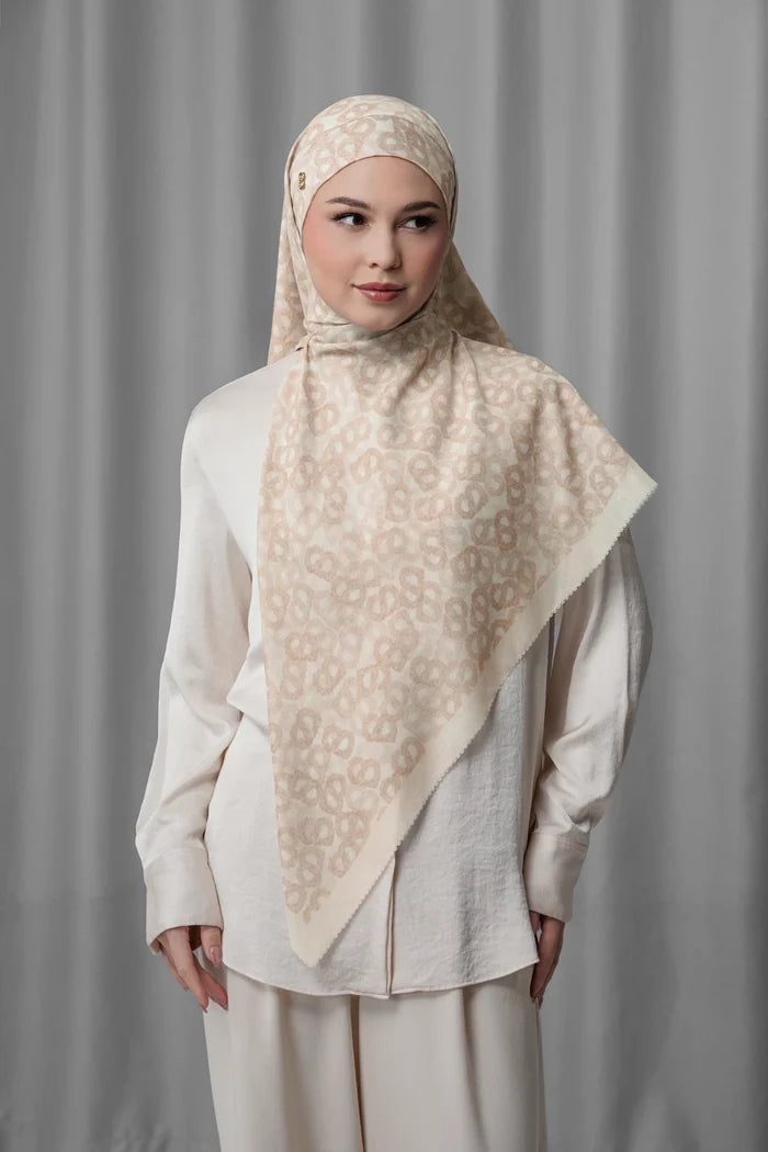 samla de fleur tie back square scarf in gray morn by buttonscarves