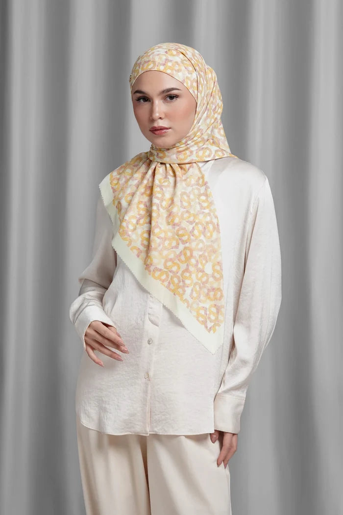 samla de fleur tie back square scarf in lily white by buttonscarves style look