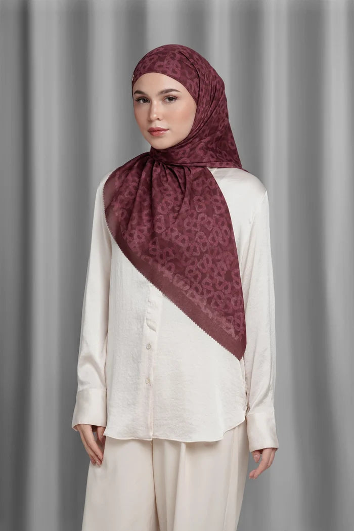samla de fleur tie back square scarf in vineyard by buttonscarves