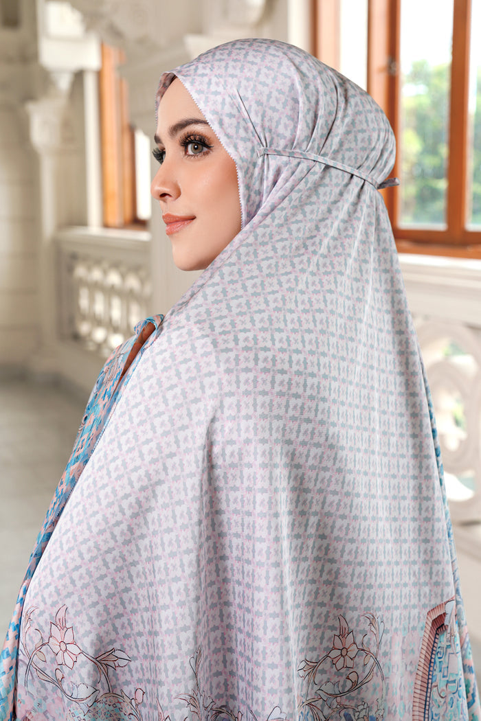 Shamara Prayer Robe - Jade