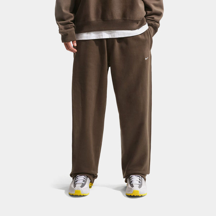 Solo Swoosh Fleece Open Hem Mens Pants (Brown)