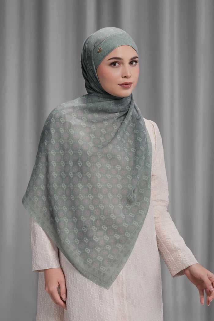 songket tie back shawl in fog by buttonscarves
