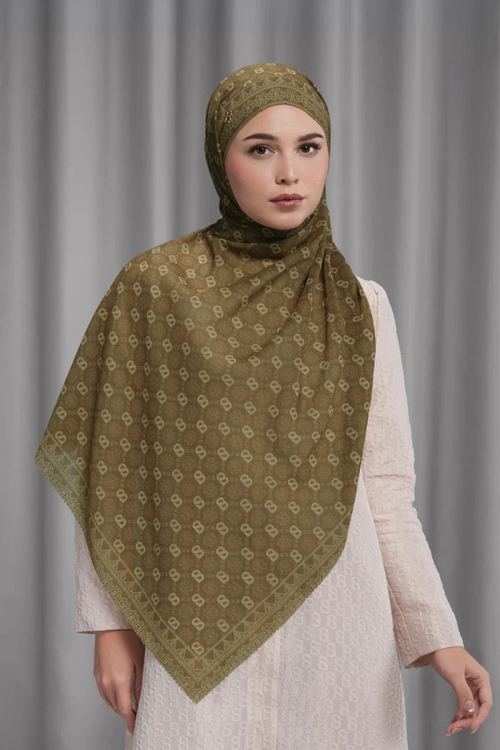 songket tie back shawl in peanut by buttonscarves