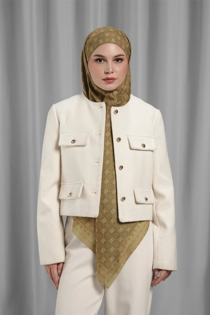 peanut square scarf by buttonscarves styled in a modern hijab look