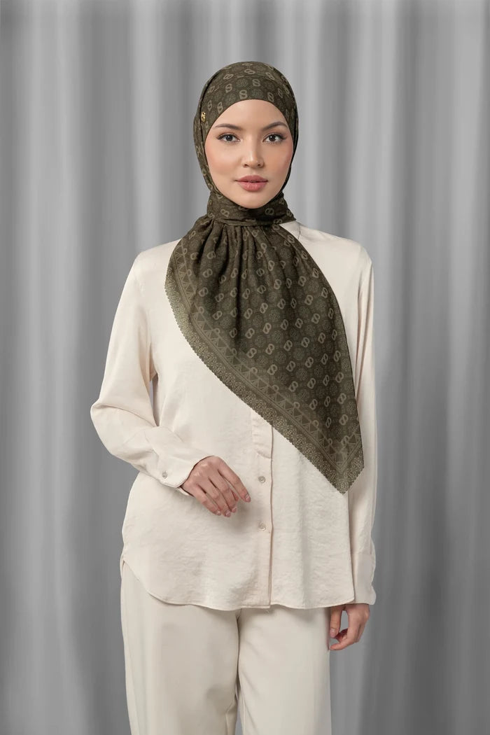 songket tie back square wood by buttonscarves styled outfit
