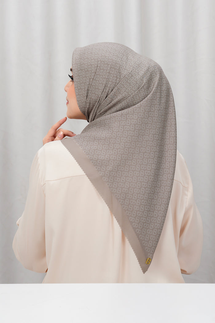 Tapis Square - Sesame