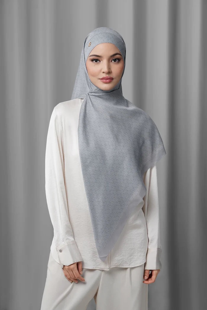 tapis tie back square scarf in alloy by buttonscarves style look