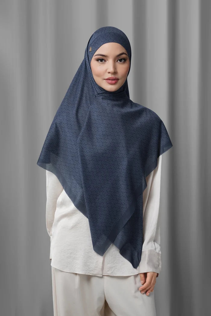 tapis tie back square scarf in naval academy by buttonscarves style look