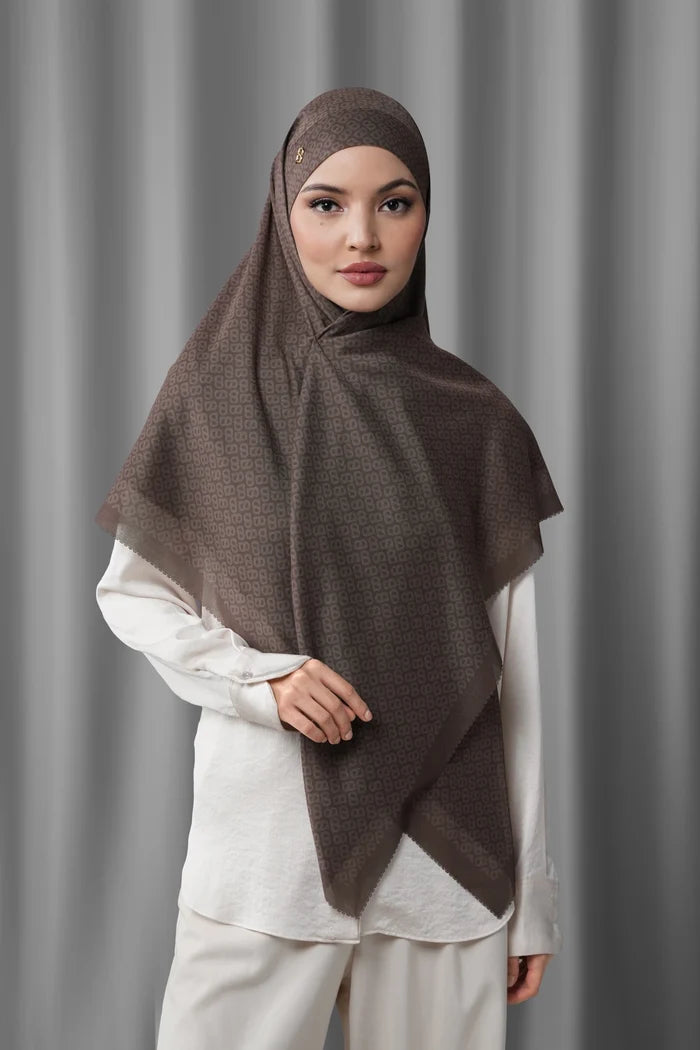 tapis tie back square scarf in tiramisu by buttonscarves
