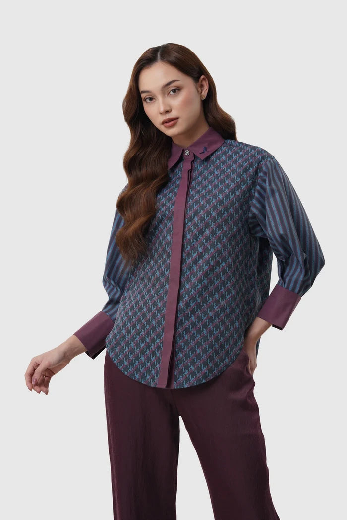the editor oversized shirt in navy by buttonscarves x the devil wears prada 2 front view