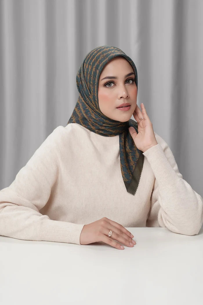 the editor square scarf in madison avenue by buttonscarves x the devil wears prada 2