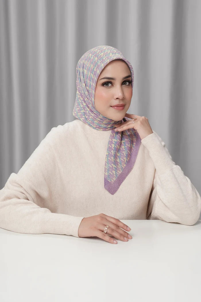 the editor square scarf in muse by buttonscarves x the devil wears prada 2