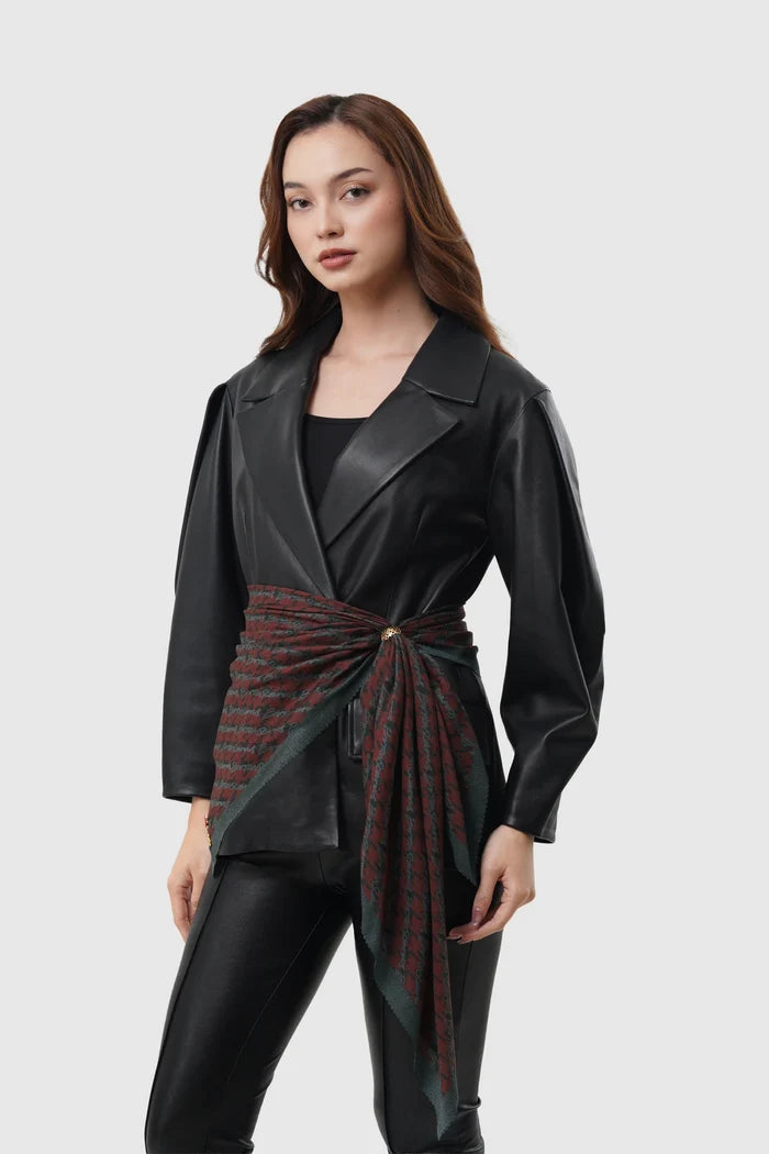 the editor square scarf in rouge by buttonscarves x the devil wears prada 2 style look