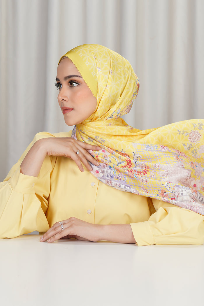 The Parisian 2.0 Satin Shawl - Carambole