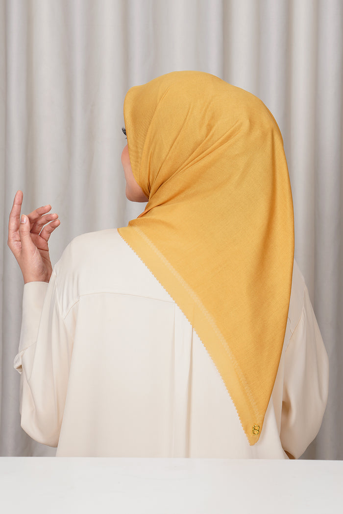 today's scarf in mineral yellow by buttonscarves back view