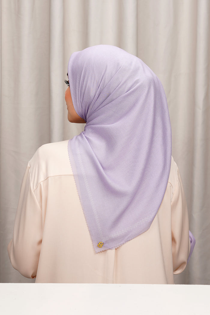 today's scarf in mity lilac by buttonscarves back view