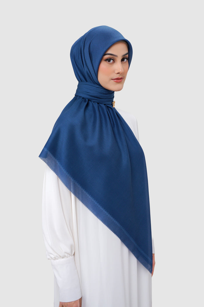 Today's Scarf XL - Estate Blue
