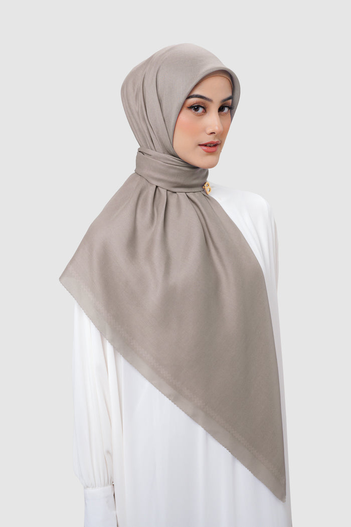 Today's Scarf XL - Goat