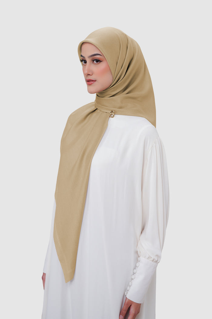 today's scarf xl in latte by buttonscarves side view